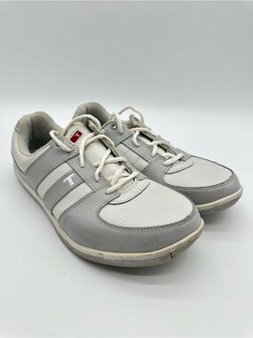 Men's True Linkswear True Vegas Golf Shoes in White and Light Gray Leather